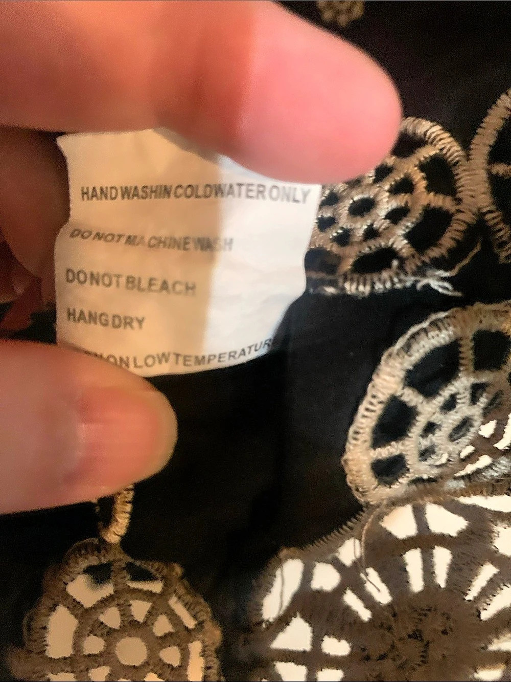 Solitaire Embroidered Tunic in Black & Gold Size Small - Picture 7 of 7